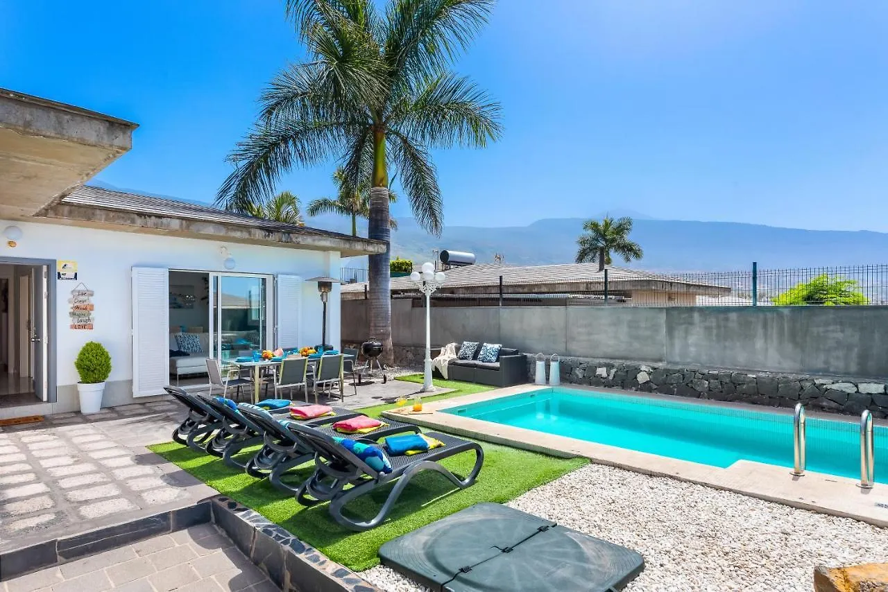 Holiday Home Sara De Lujo Piscina Privada Climatizada Puerto de la Cruz  Spain