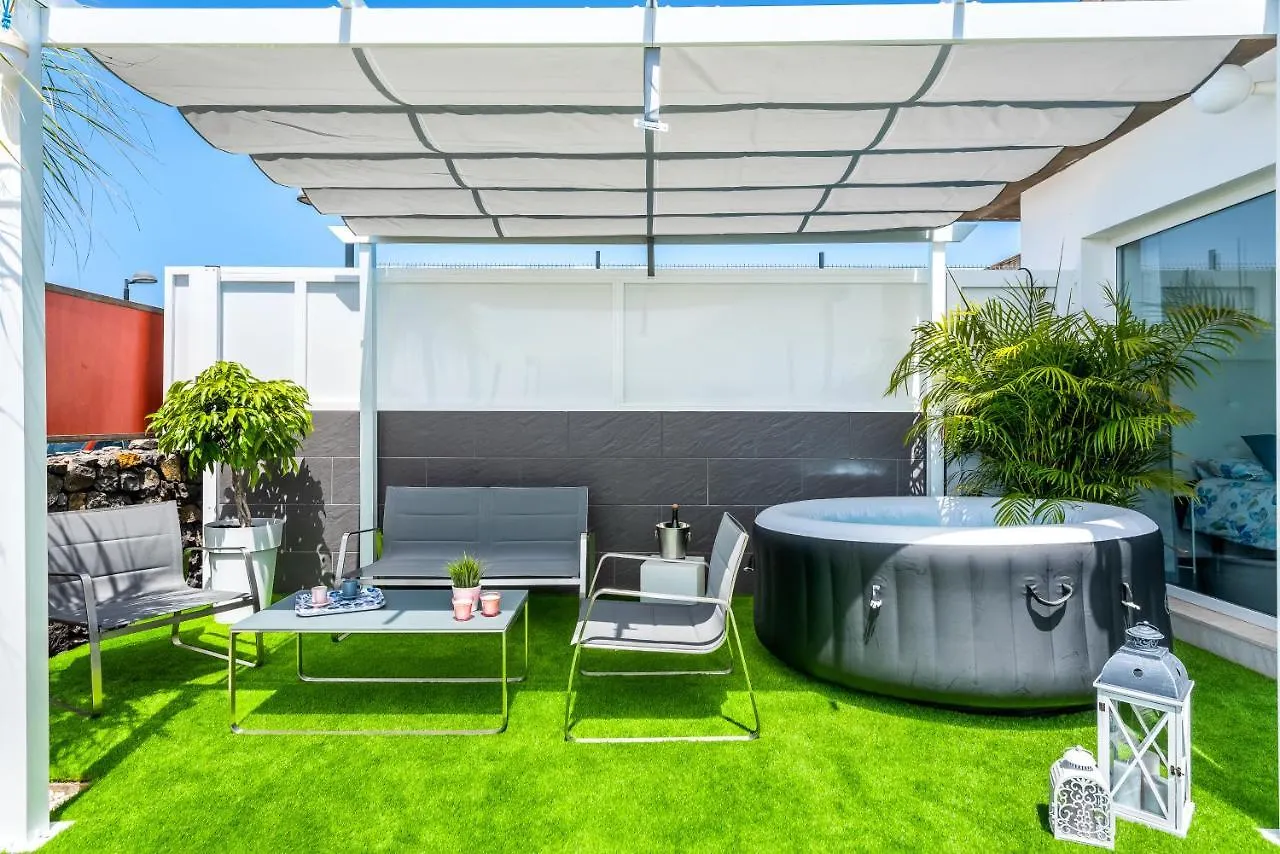 Holiday Home Sara De Lujo Piscina Privada Climatizada Puerto de la Cruz  Puerto de la Cruz (Tenerife)